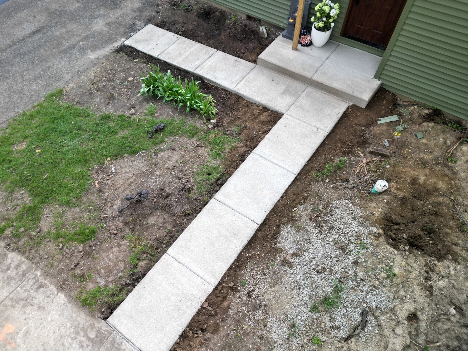 Walkway & Front Stoop